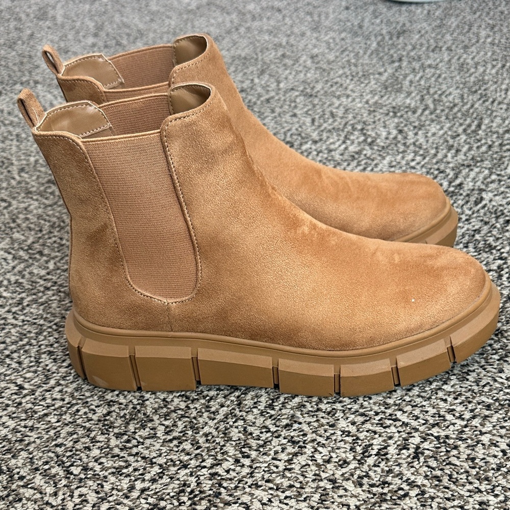 BP. Chelsea boot
